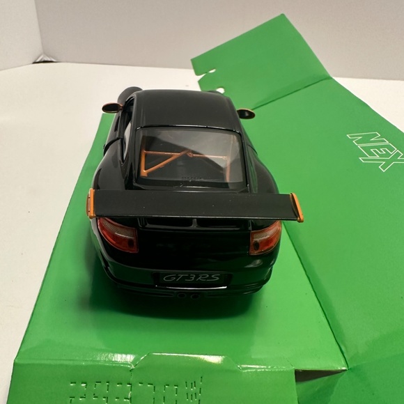 WELLY 1:24 2022 Porsche 911 (997) GT3 RS Alloy Diecast vehicle Car MODEL Black - Picture 3 of 4
